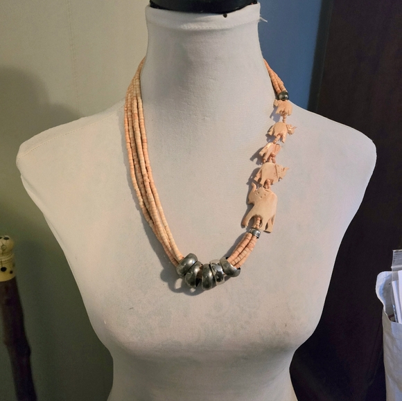 Vintage elephant necklace pink peach silver tone boho bohemian tribal - Picture 2 of 16